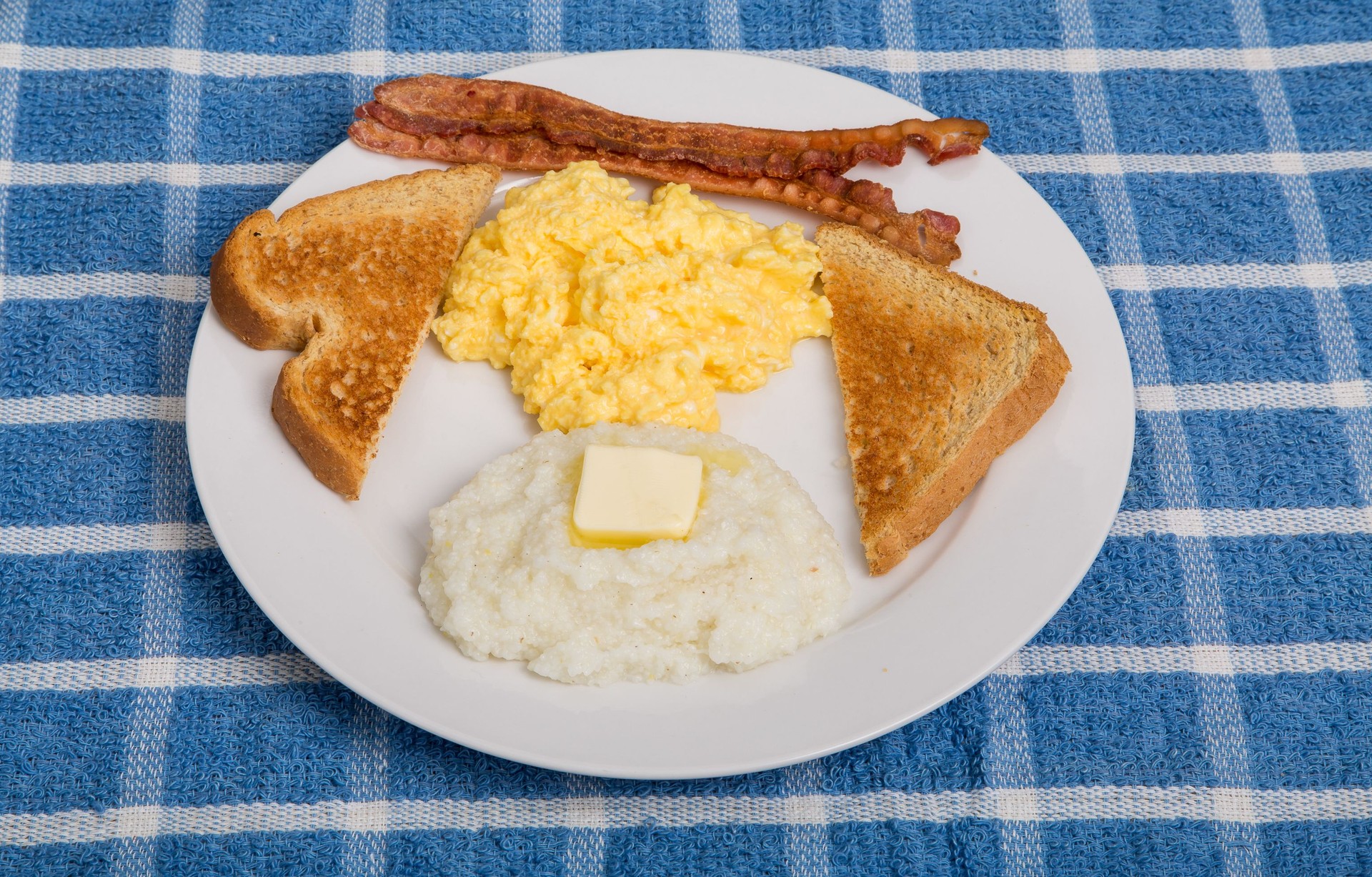 Traditional Breakfast with Grits